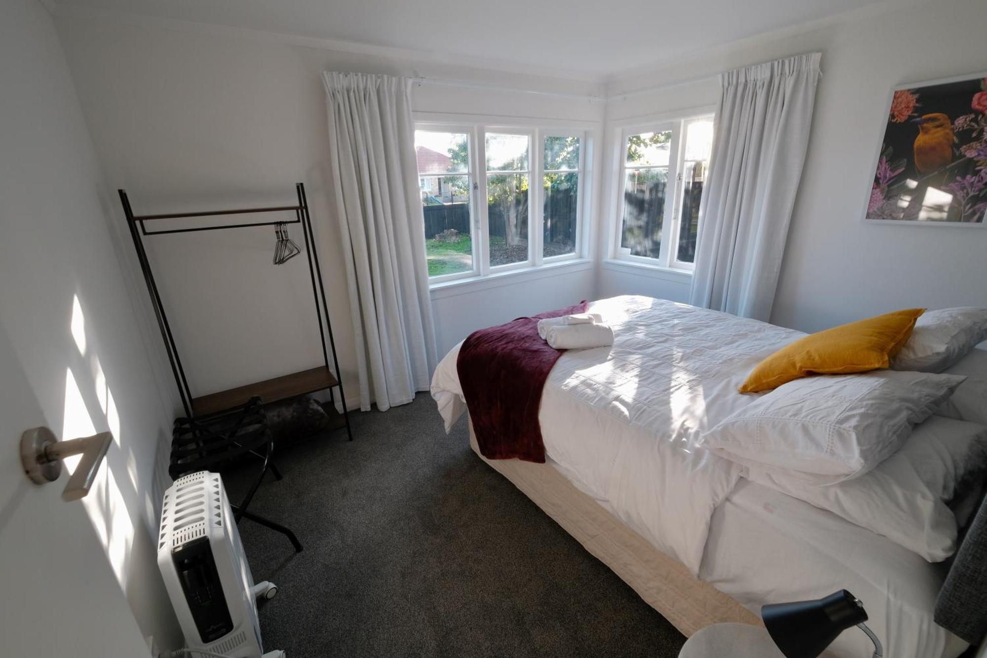 4 Bedroom In Great Location ハミルトン エクステリア 写真